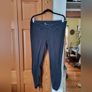GAP Fit Active Black Performance Cotton Leggings Rouched Tie Ankle XL